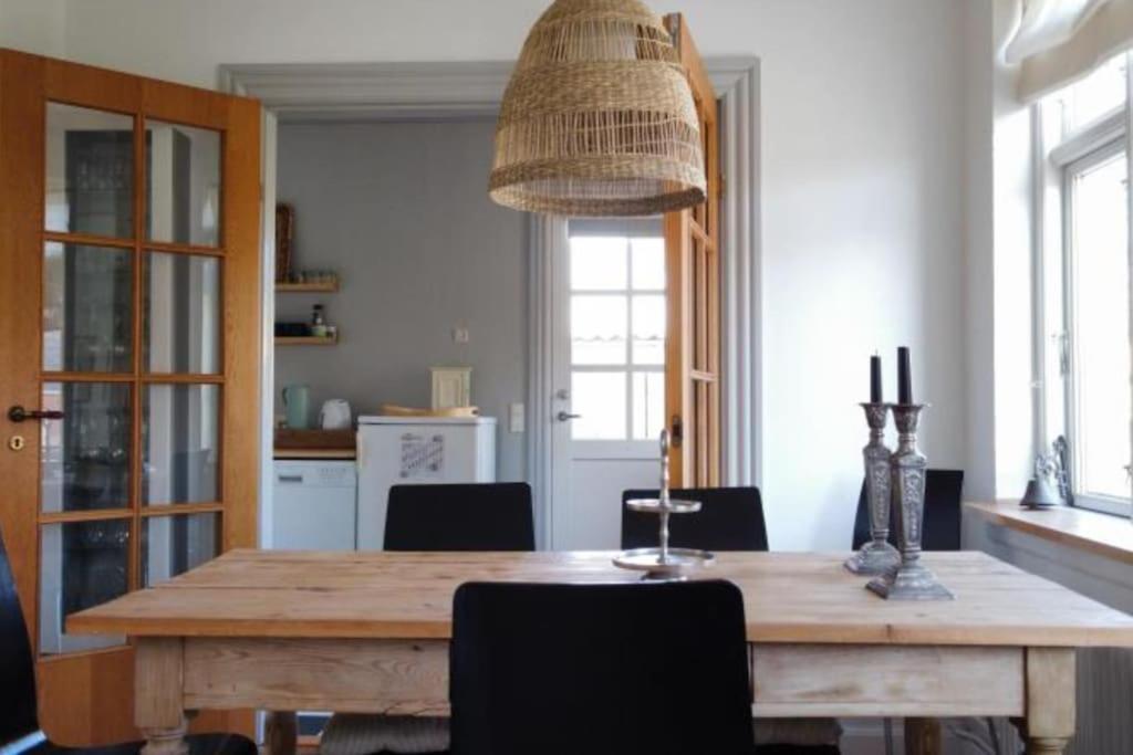 Skont Feriehus Midt I Marstal. Villa Buitenkant foto