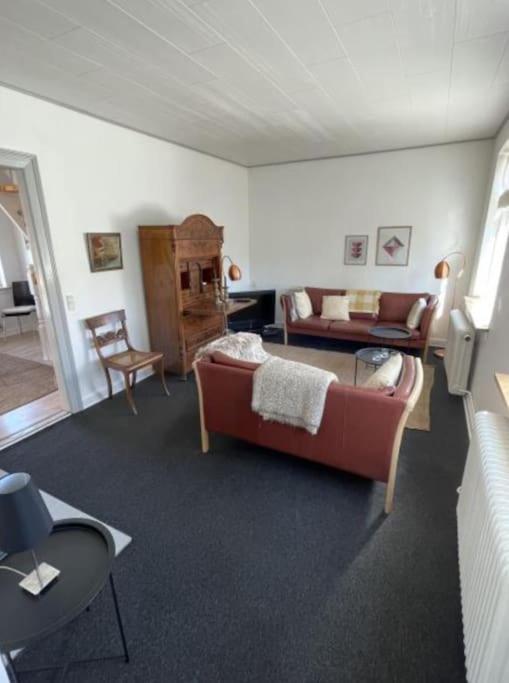 Skont Feriehus Midt I Marstal. Villa Buitenkant foto